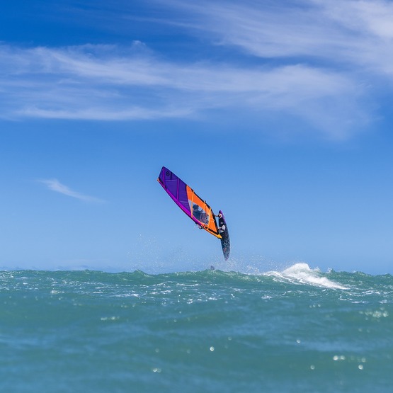 Windsurf sail NeilPryde Combat PRO Fuse 2025 Juicy Orange/Purple