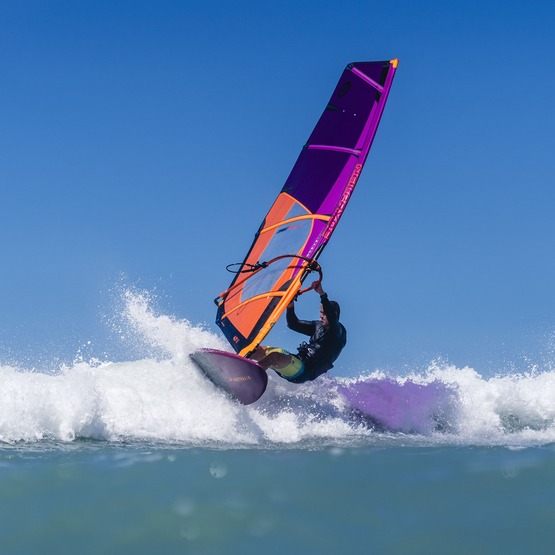 Windsurf sail NeilPryde Combat PRO Fuse 2025 Juicy Orange/Purple