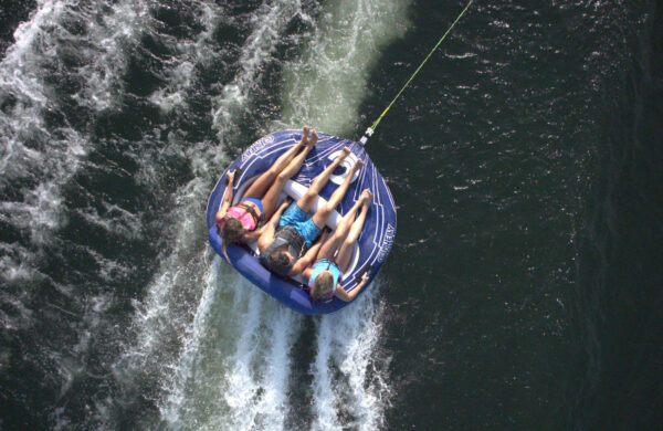 Connelly Racer 3 Person Tube